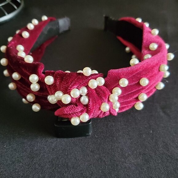 Pearl Velvet Headband - Picture 1 of 4